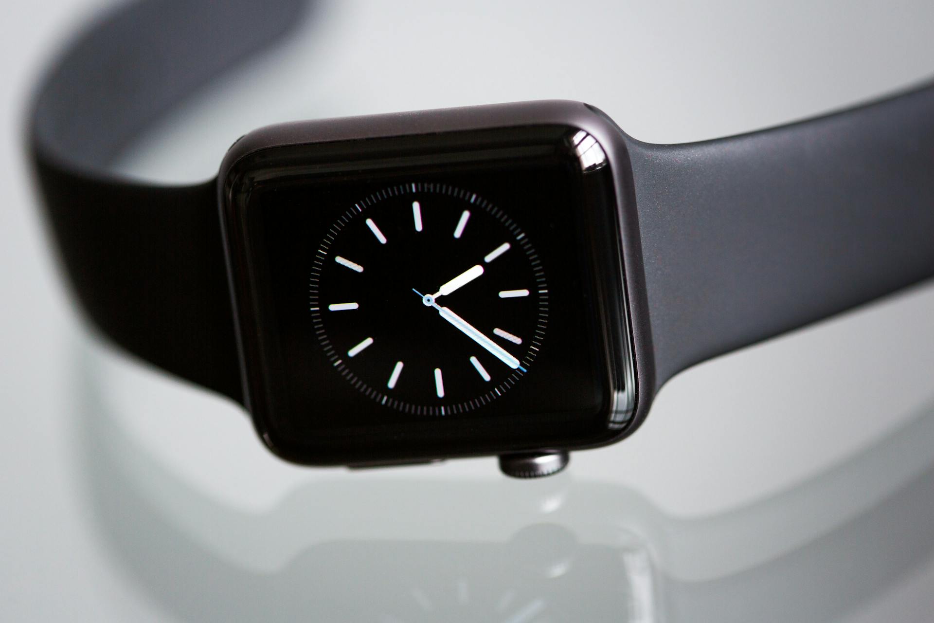 Smart watch price in Bangladesh 2025