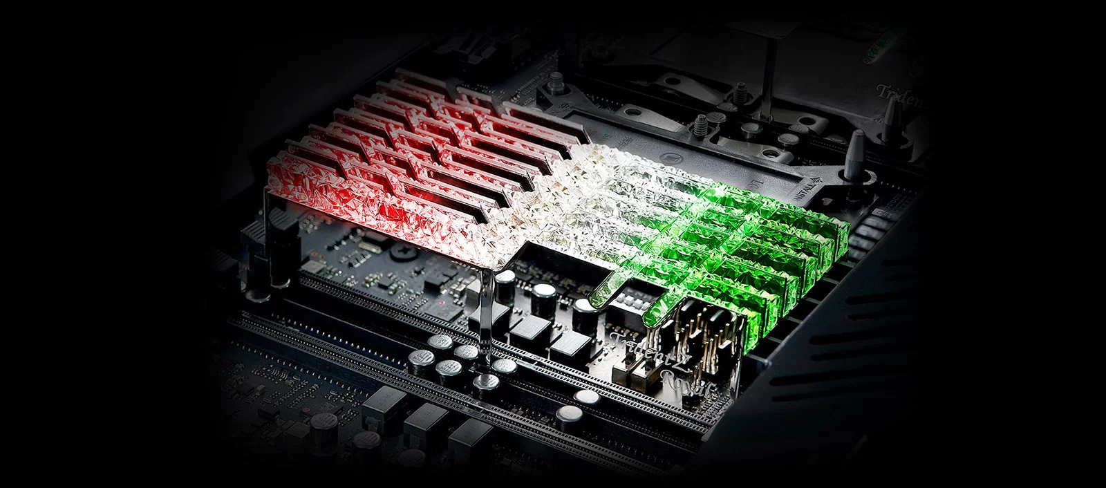 G.Skill Trident Z Royal RGB 8GB DDR4 4600MHz Silver Heatsink Desktop RAM