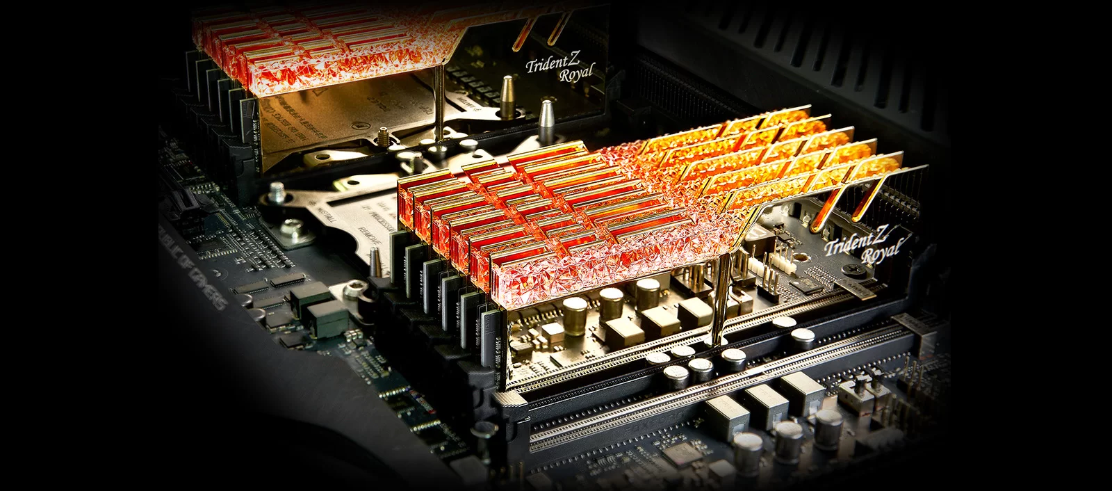 G.Skill Trident Z Royal RGB 8GB DDR4 4600MHz Silver Heatsink Desktop RAM