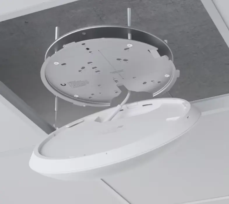 Ubiquiti UniFi U7 Pro Max - Ceiling-Mounted WiFi 7 Access Point