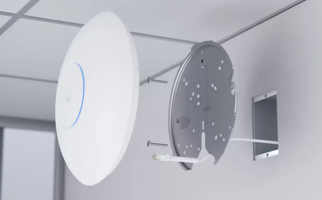 Ubiquiti UniFi U7 Pro Max - Ceiling-Mounted WiFi 7 Access Point